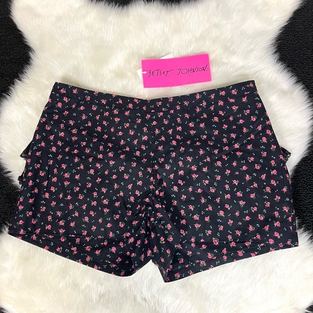 Betsey Johnson Shorts Womens Floral Featherweight Ruffle Goth Tripp Vintage Y2K